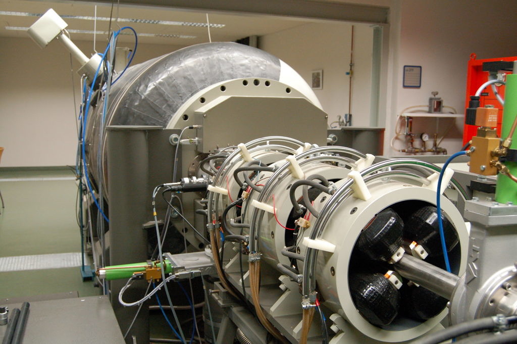 2 MeV Ionenimplanter